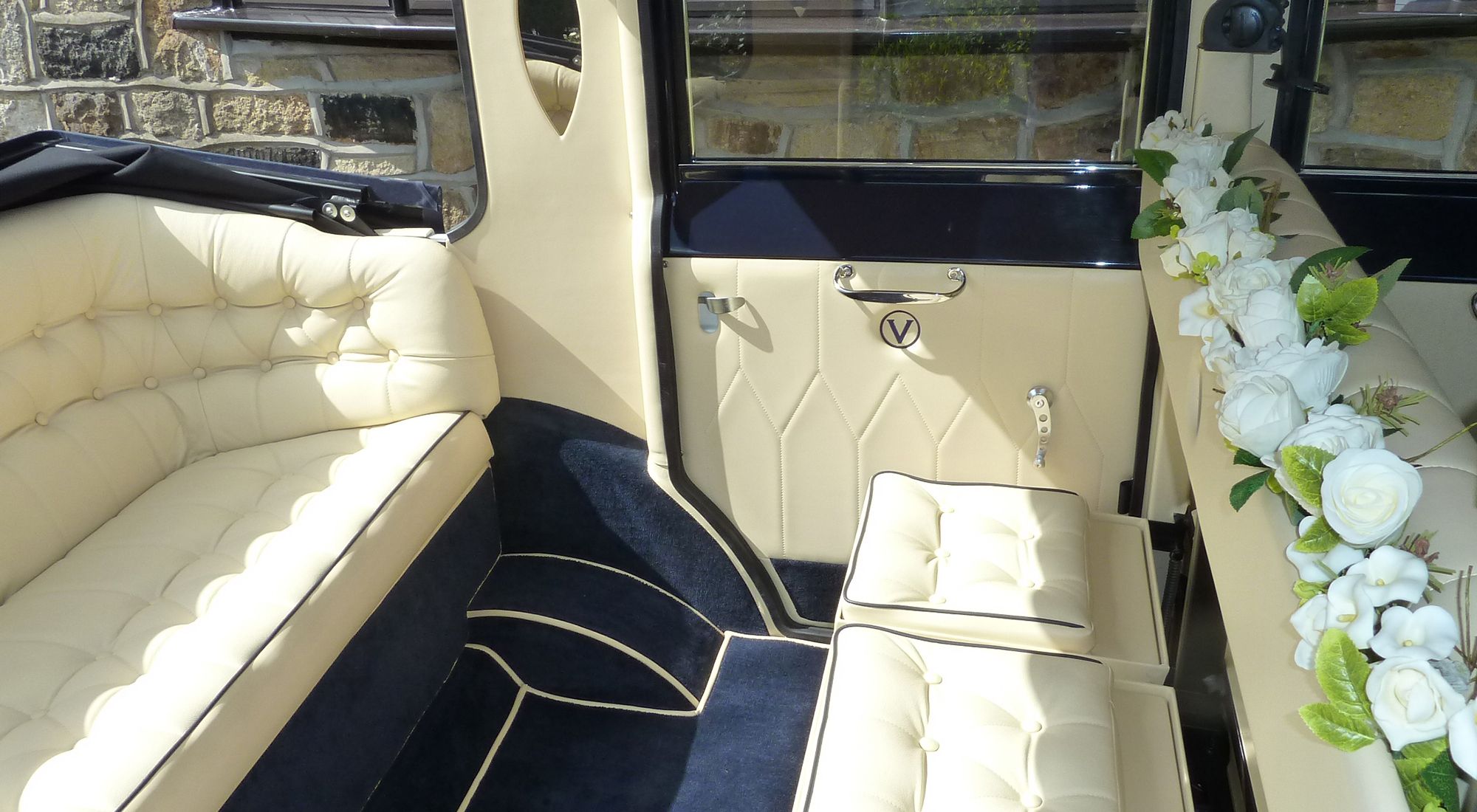 Viscount Landaulette Wedding Cars – True Luxury, Timeless Elegance